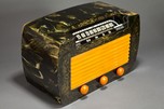 Stewart Warner 62T36 Catalin Radio in Dark Green with Yellow